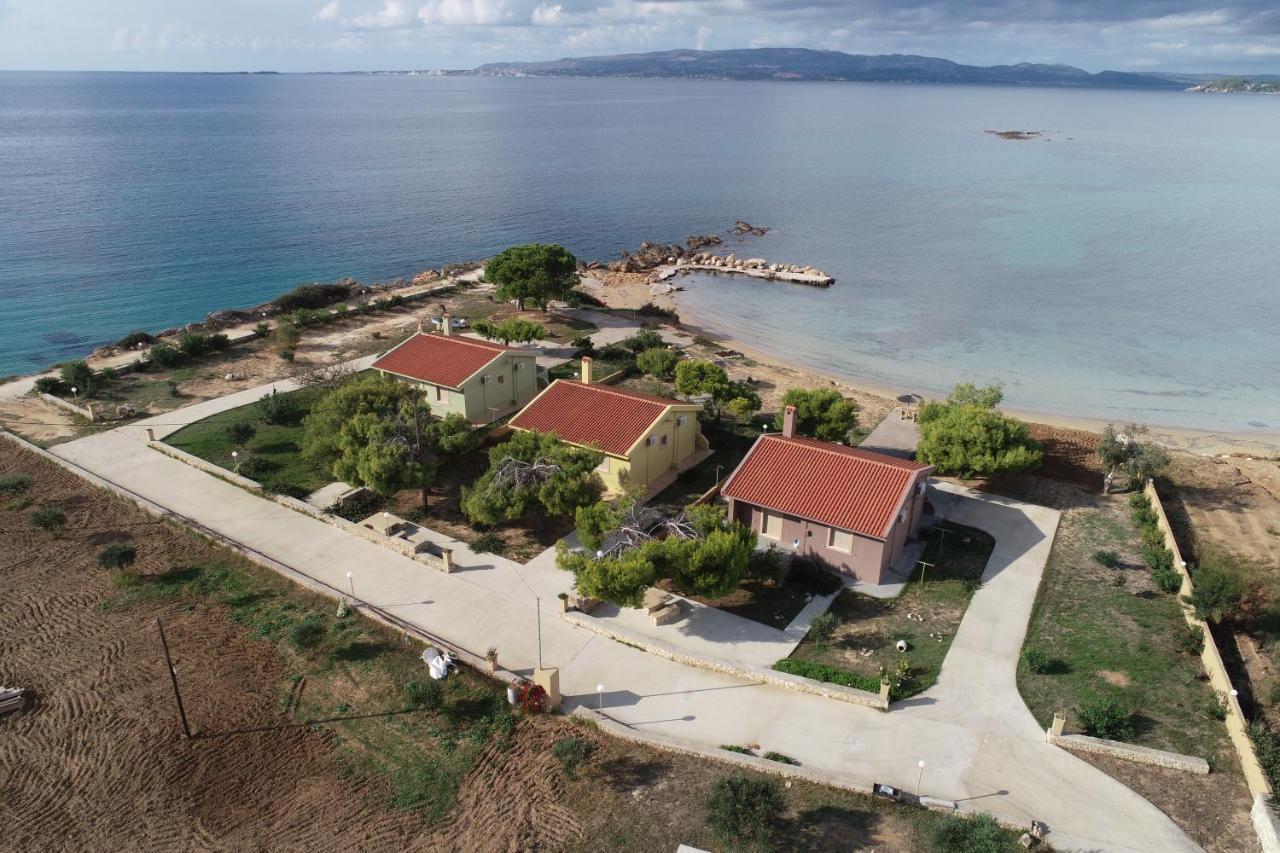 Minies Beach Villas Minia Exterior photo